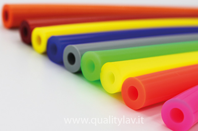 profilati-in-silicone-VMQ-compatto-ed-espanso.jpg